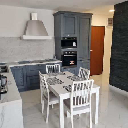 Apartament Marina Julia Buitenkant foto